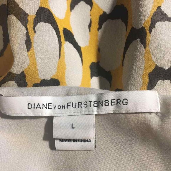 Diane von Furstenberg Robyn Silk Printed Top | Multicolor | Size L - Picture 7 of 7